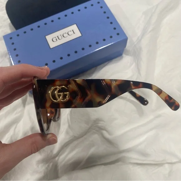 GG Sunglasses - Picture 3 of 6